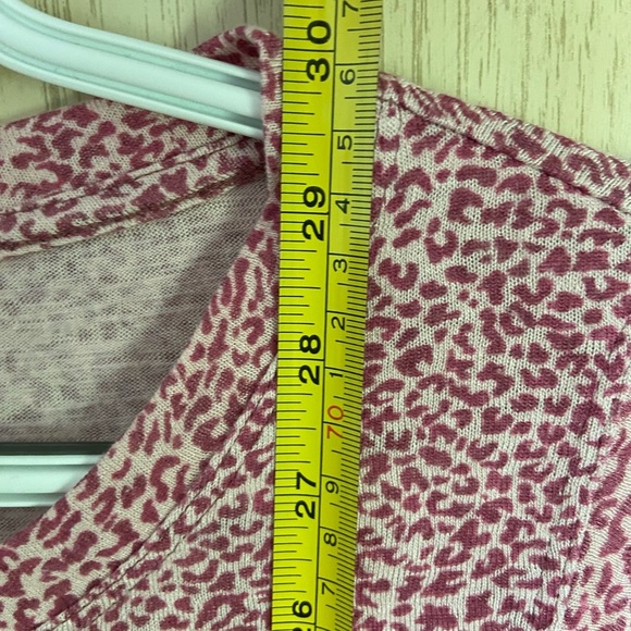 ATHLETA WOMEN'S MICRO CHEETAH BASHFUL ROSE SLEEVELESS BREEZY TOP TANK Sz Large - Picture 8 of 11